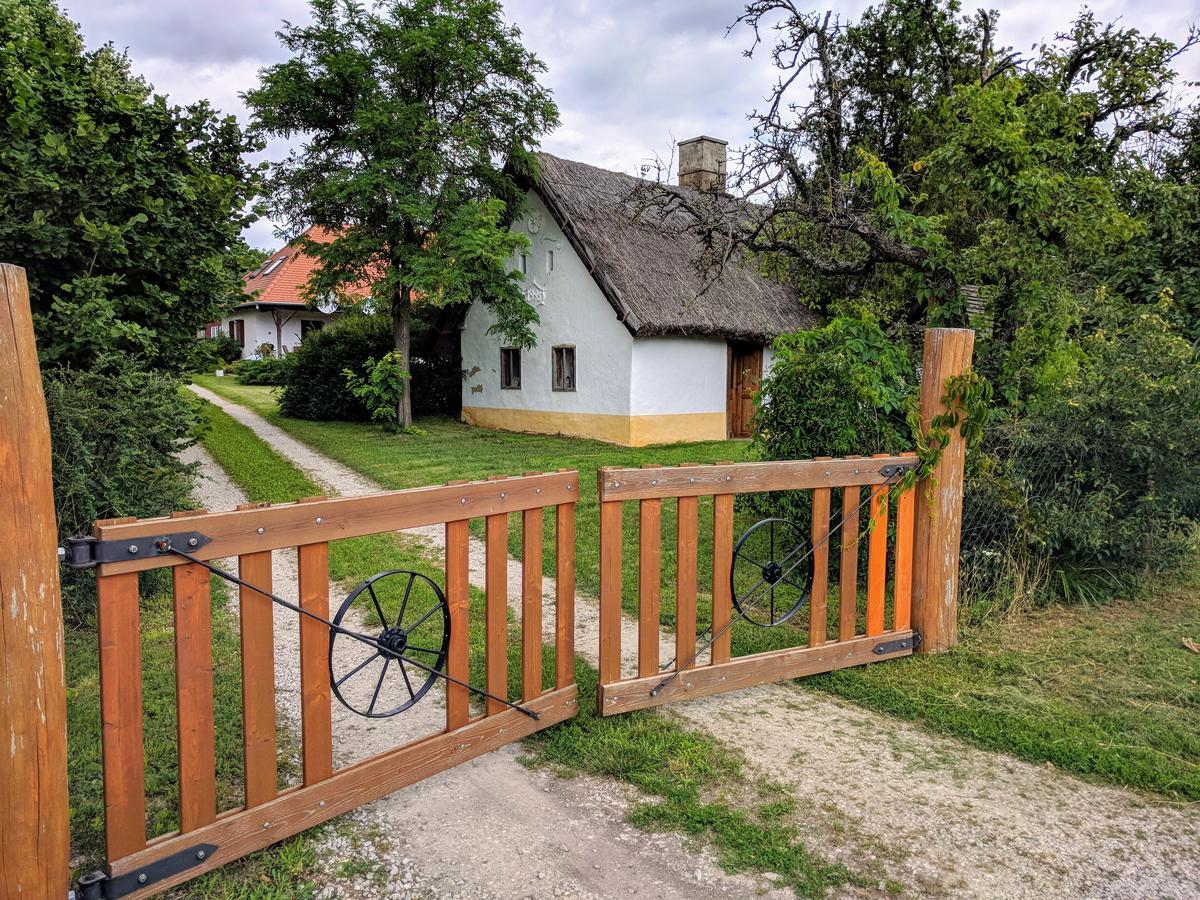 Ferienwohnung Horvath Apartman Gyenesdiás Exterior foto